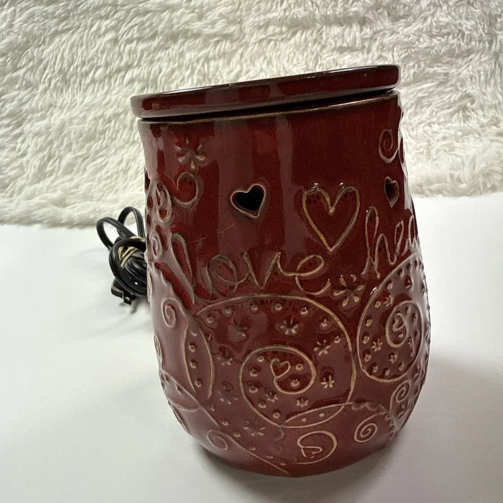 Scentsy LOVE HEALS Full Size Wax Warmer Rust‎ Red Hearts No Box